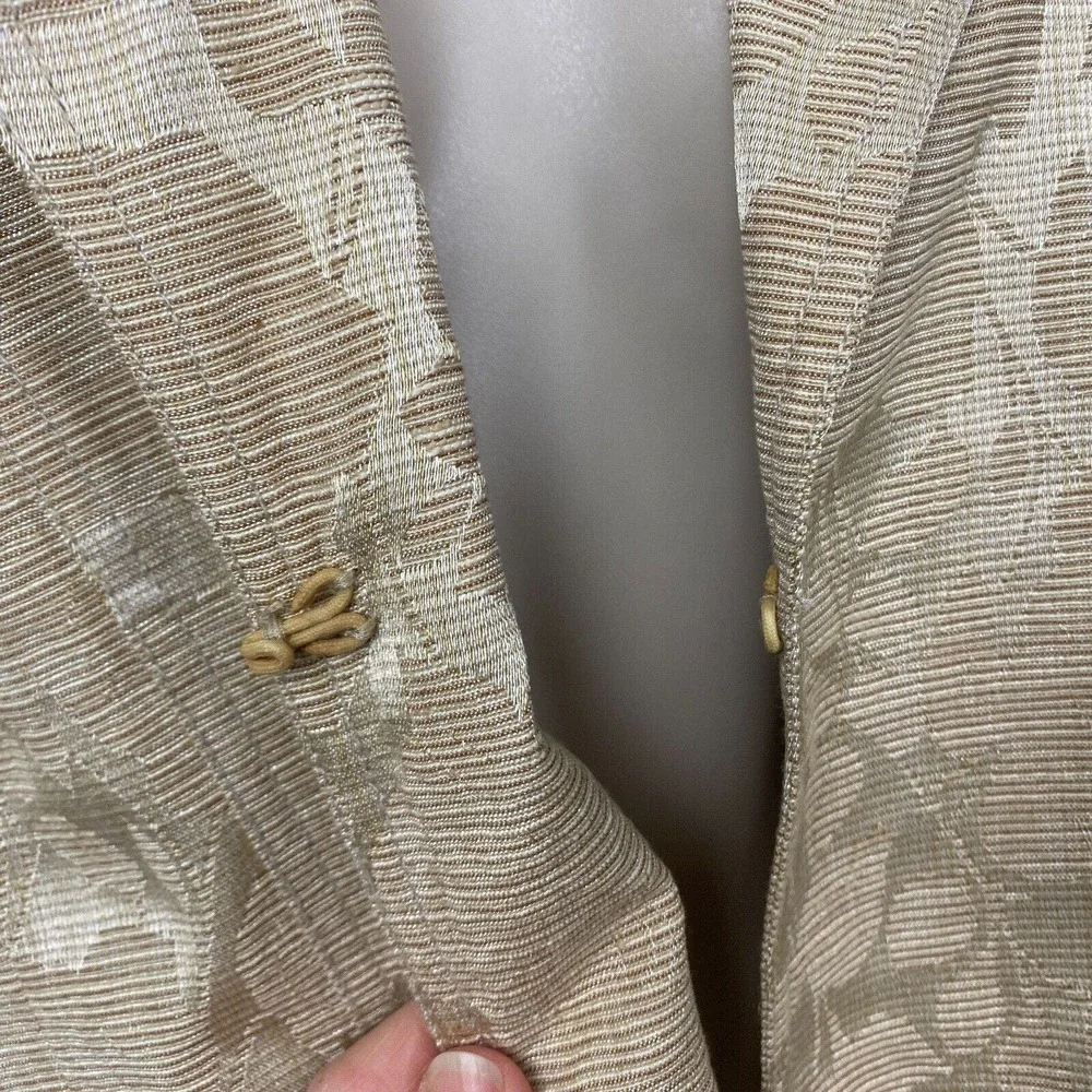 Chicos Blazer 2 Floral Jacquard Beige Lightweight Spring Summer Career Jacket - Picture 4 of 13